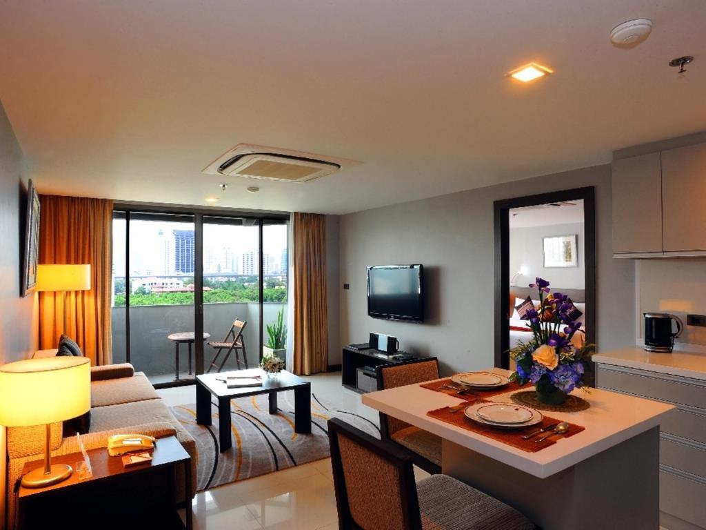Royal Suite Hotel Bangkok Zewnętrze zdjęcie