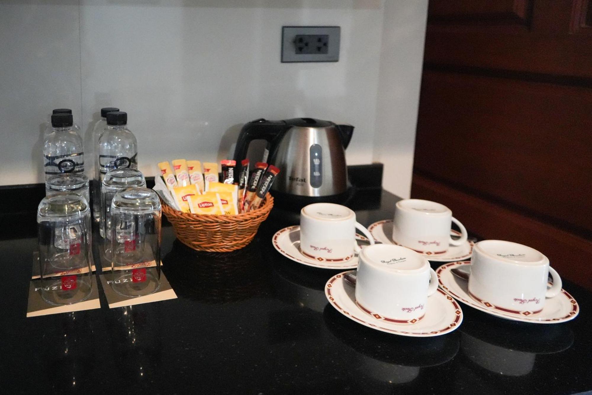 Royal Suite Hotel Bangkok Zewnętrze zdjęcie