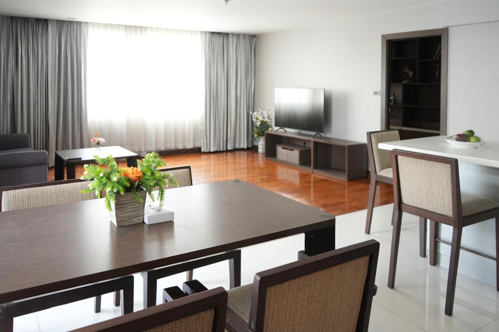 Royal Suite Hotel Bangkok Zewnętrze zdjęcie