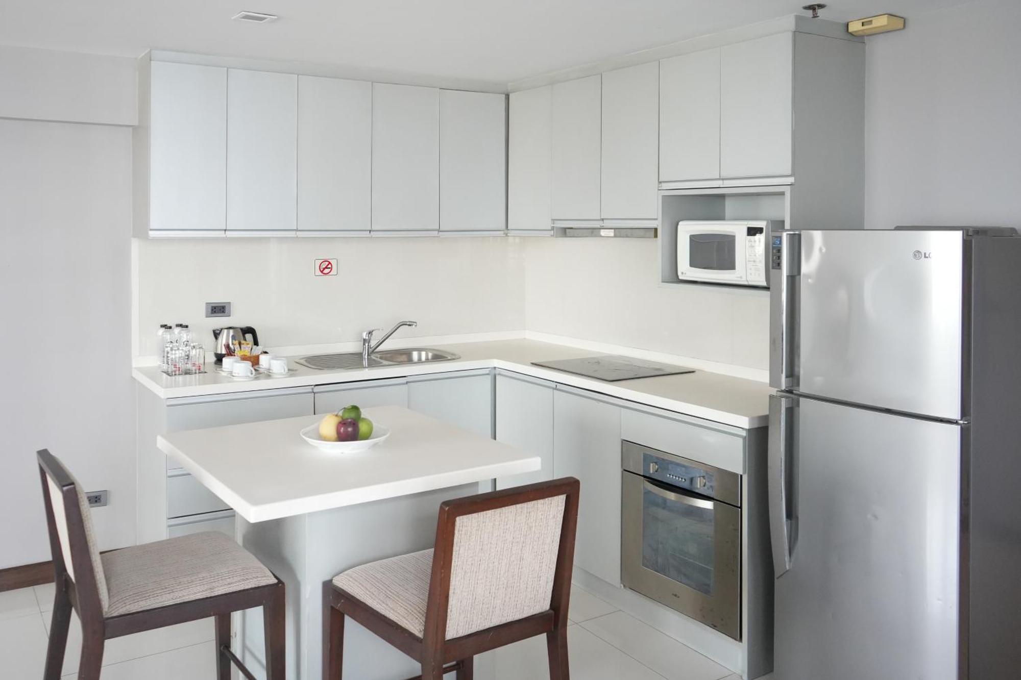 Royal Suite Hotel Bangkok Zewnętrze zdjęcie