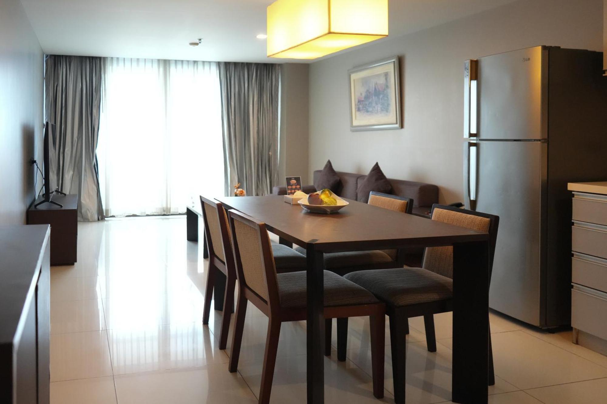 Royal Suite Hotel Bangkok Zewnętrze zdjęcie