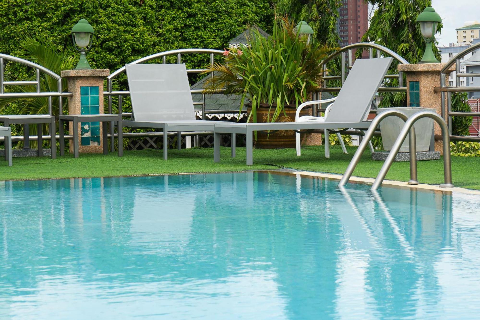 Royal Suite Hotel Bangkok Zewnętrze zdjęcie