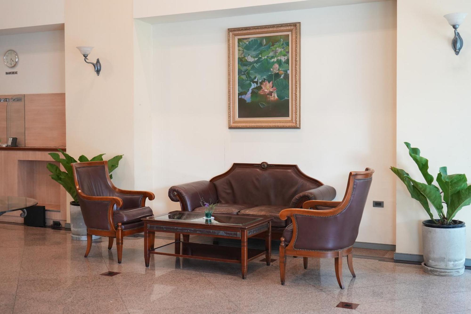 Royal Suite Hotel Bangkok Zewnętrze zdjęcie